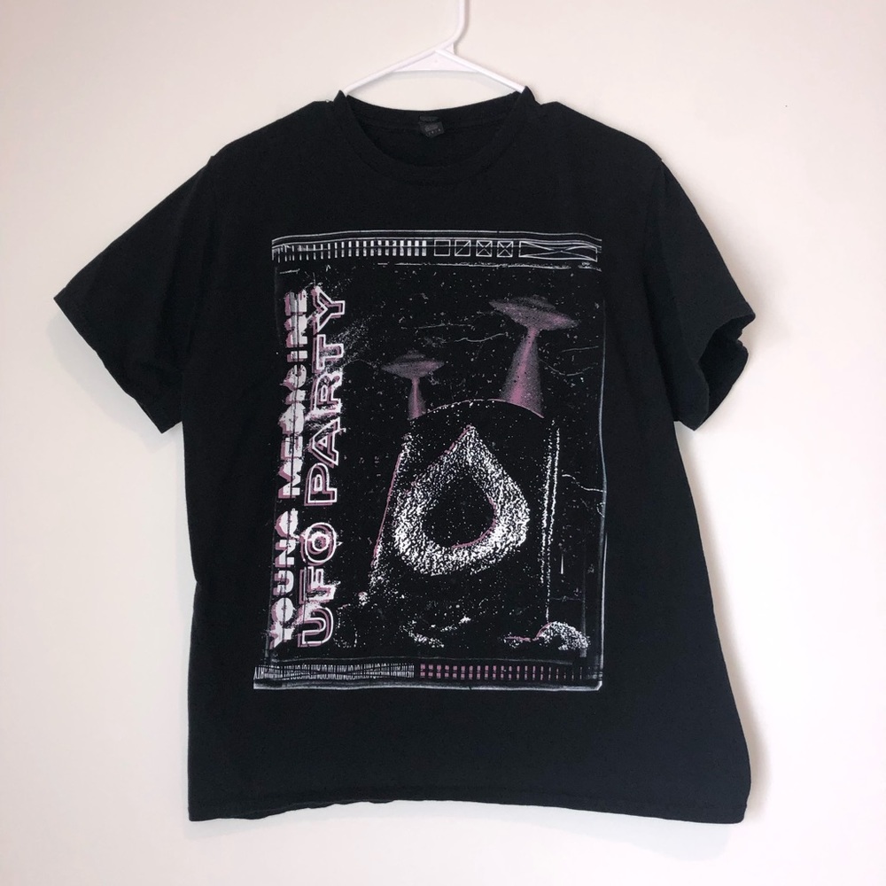 Young Medicine UFO Party Large Black T-shirt